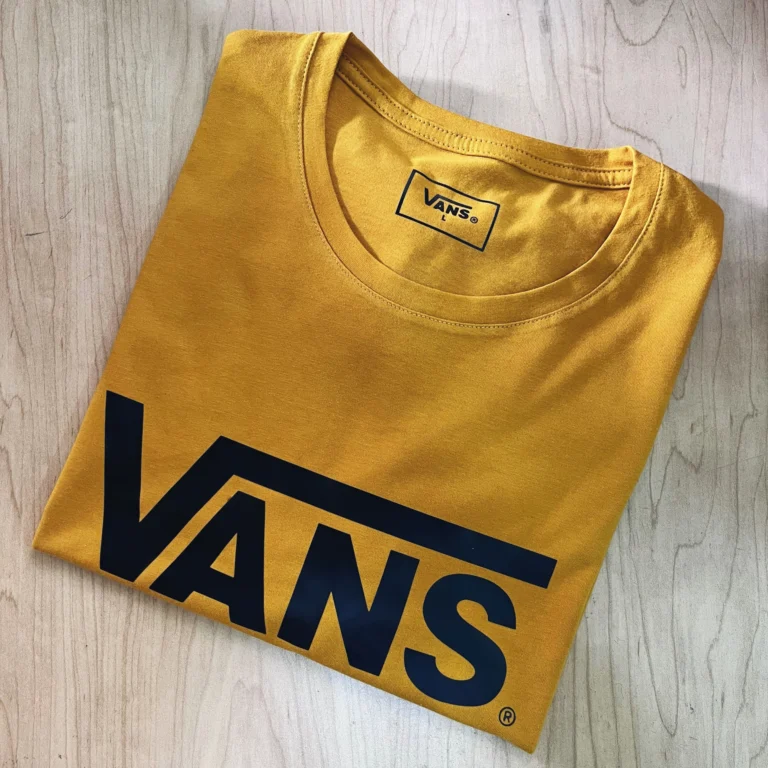 CAMISETA TSHIRT UNISEX  LOGO CLASICA