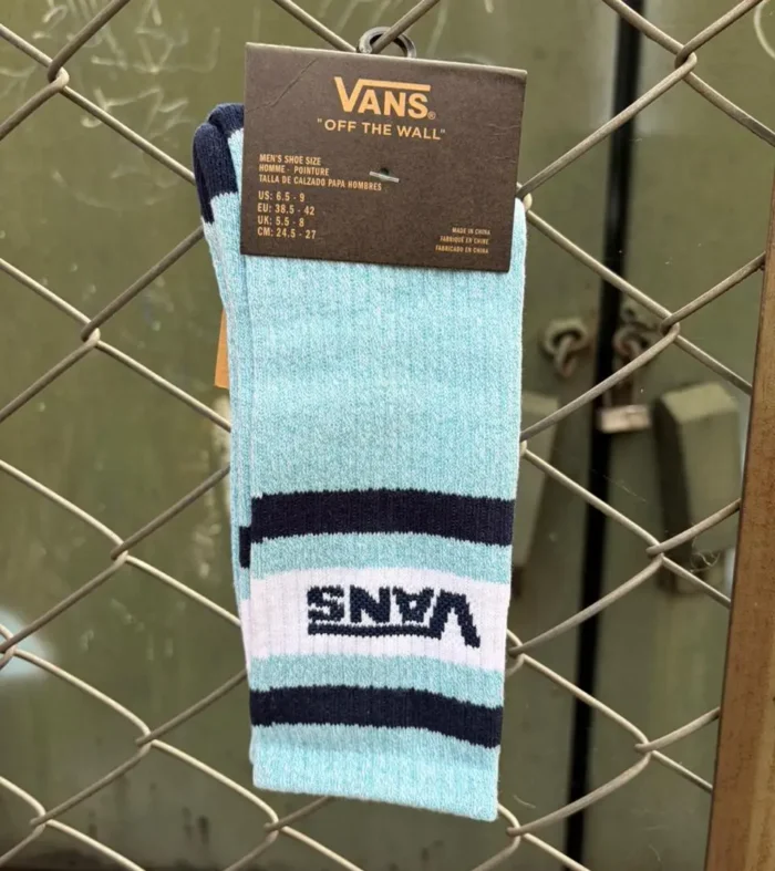 MEDIAS UNISEX LIGHT BLUE CREW