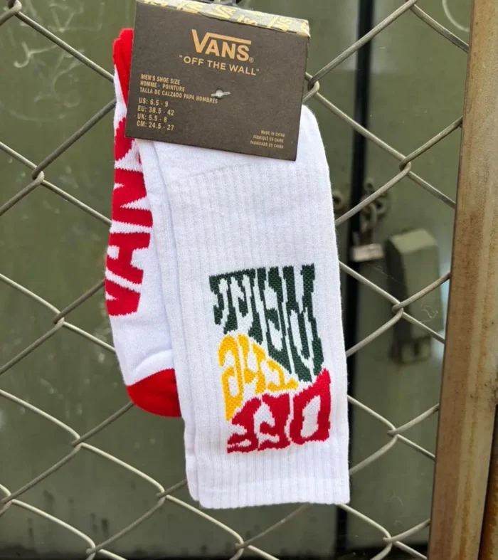 MEDIAS UNISEX OFF THE WALL CREW