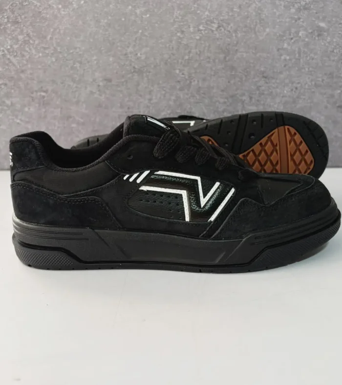 TENIS ZAPATILLAS UPLAND NEGRO